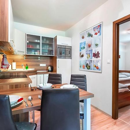 Apartment Emilka Tale-Wellness 5 Min-Balcony-Hiking-View Horna Lehota Экстерьер фото